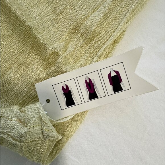 Cruise Club Lurex Infinity Scarf Gold Shimmer NWT - Picture 2 of 9
